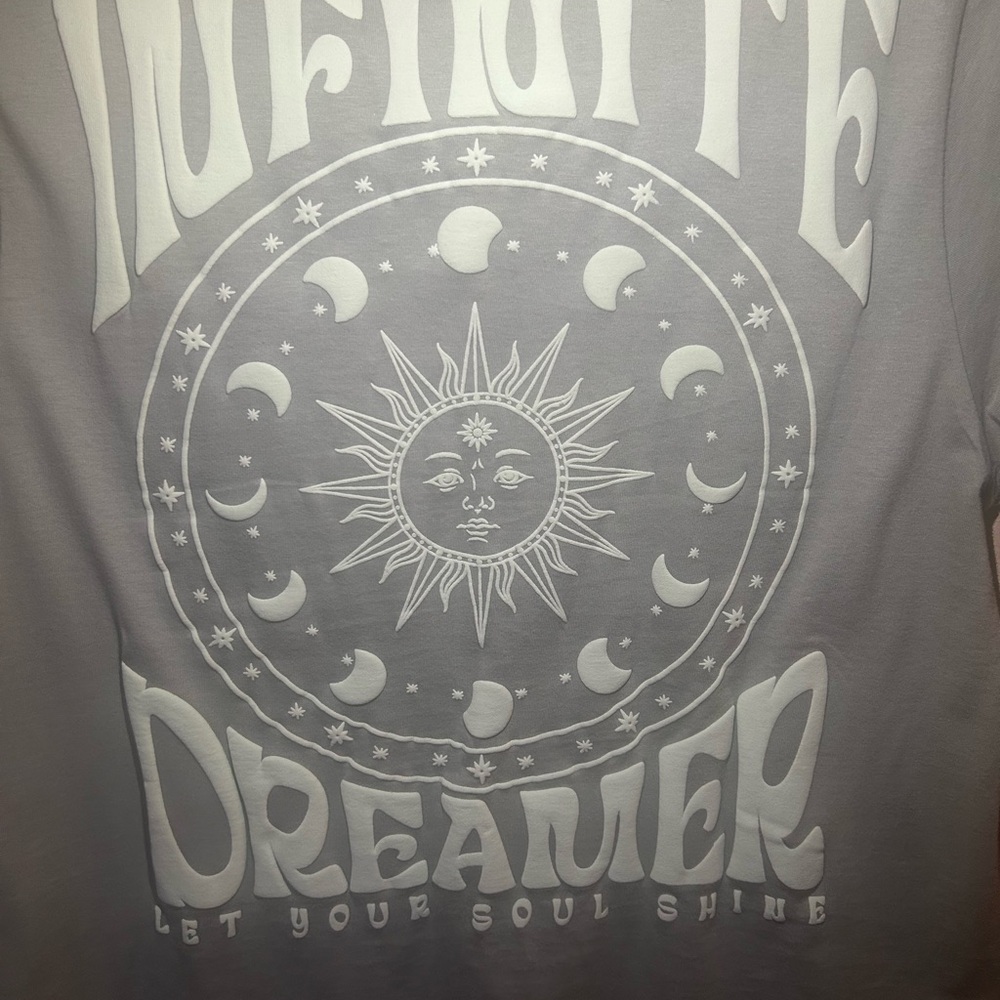 🆕 Infinite Dreamer Graphic Tee by angel energy Bubble Letters NWT - Picture 7 of 14